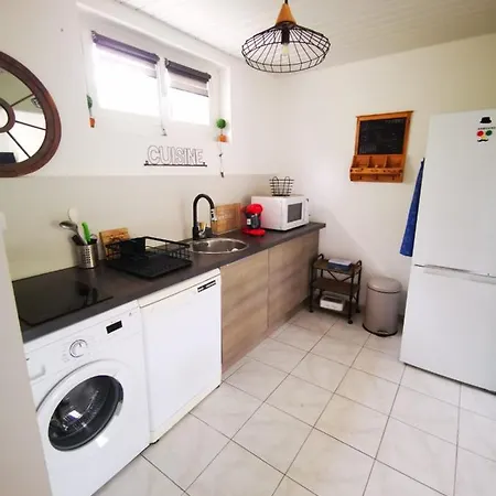 Gites Avec Grande Piscine Et Sa Terrasse Privative Bernis Buitenkant foto